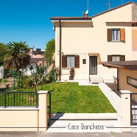 Casa Bianchera Monfalcone Exterior foto