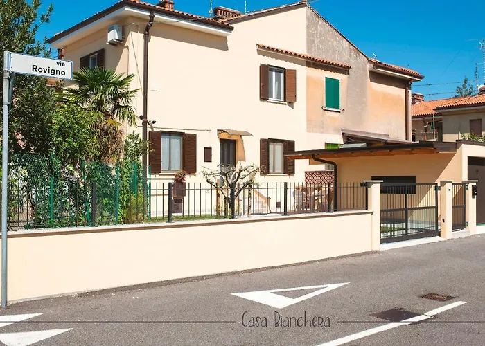 Casa Bianchera